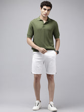 Men's White Solid Cotton Slim Fit Knee Length 5 Pockets Casual Shorts